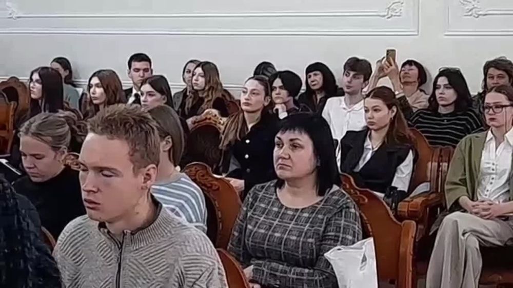 �������� ���� ������� ������� � ����������� � ����� ���������������� ���������� � ������������� �������� ������� �� ������ ���������� � ���������