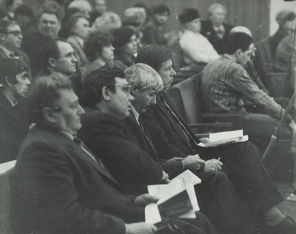 �������� ���������� ������ I ������, 1990 ���