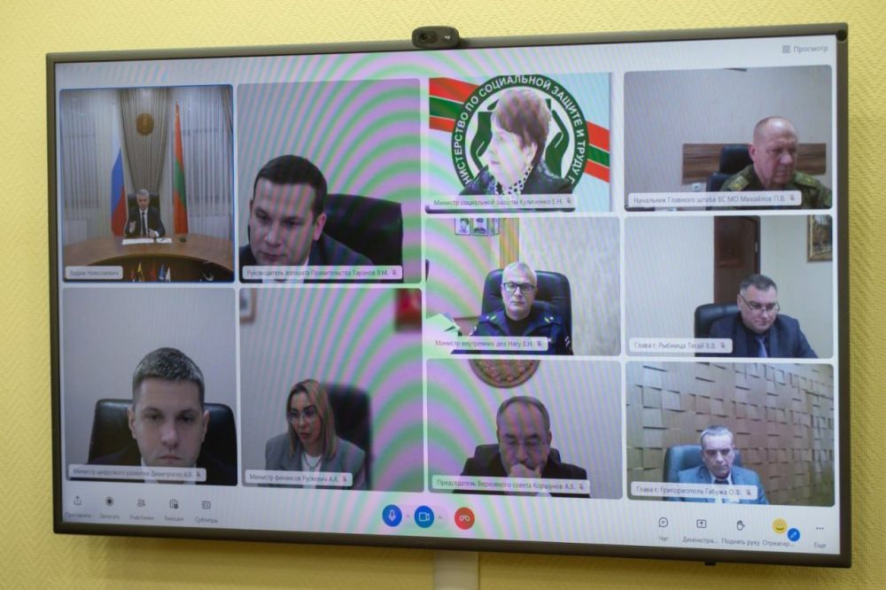 Вадим Красносельский провел рабочее совещание по вопросам введения чрезвычайного экономического положения
