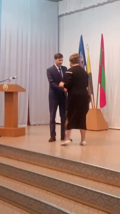 ������� ���������������� ������ �� ��������-��������� ����� �� ������������ ������-����������������� ������, ����������� �������������, ����������� � ����������. ������� 80-����� ������� ���������� �������