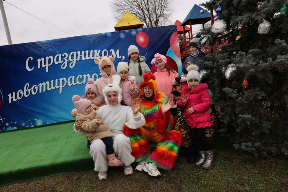В посёлке Новотираспольский проходит детский праздник