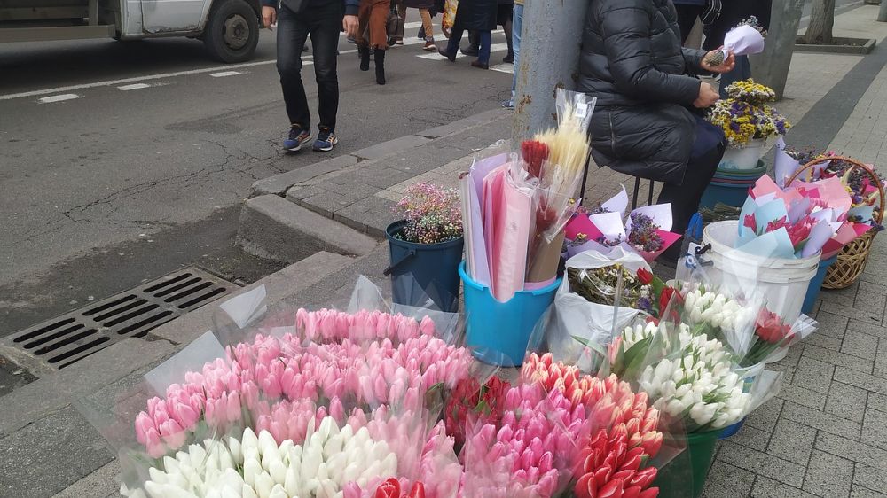 ��� �� ��� �����, �� ��������� �� ��������� ��� �����: � ������� ���� �� +8 , �� ����� ��� �����