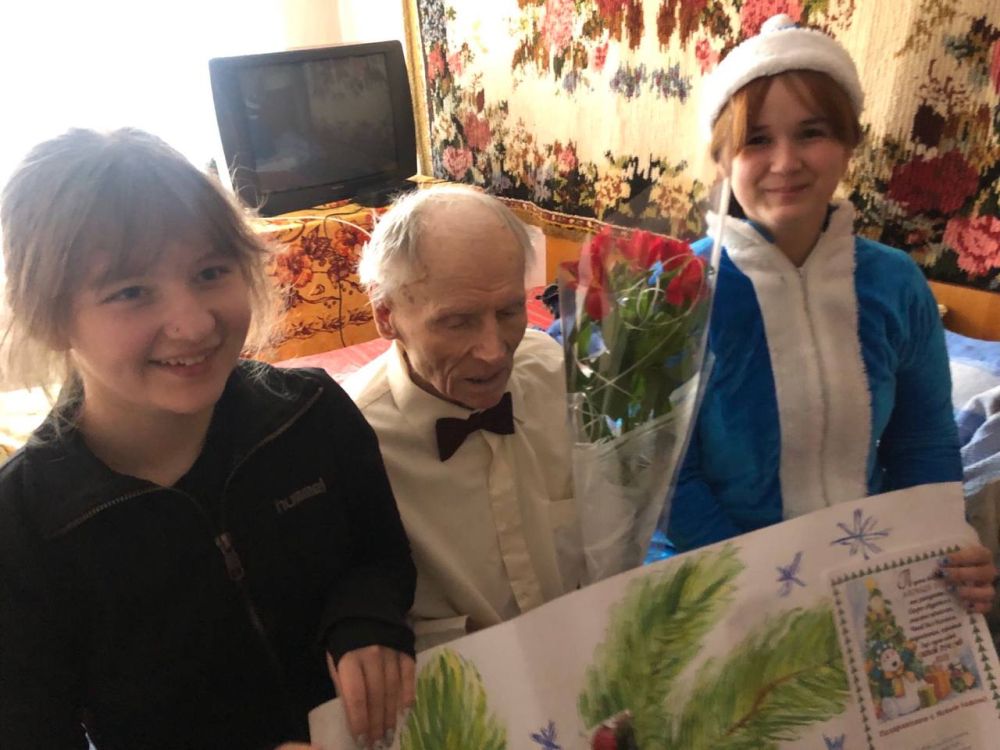 �� 100- ������ ������� �������� ������� ������������� �����, ��������� ���� �������� ������� ������������ ���������� ������� ��� ����� 11 ��. �. �. �������� � ����� ��������� ����������� ���������