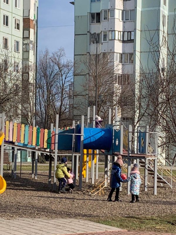 � 11:00 � ������, � 12:00 � ������