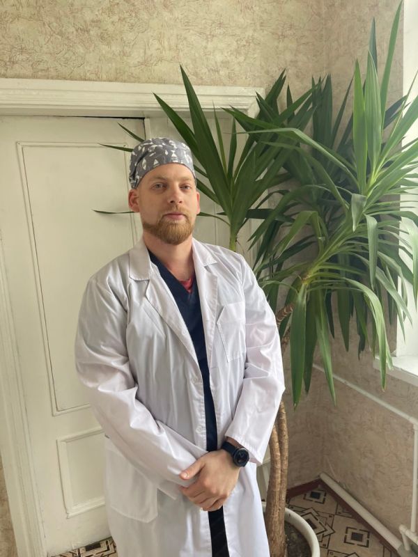 О своей непростой профессии и принципах работы в Днестровском стоматологическом отделении ГУ «Государственная региональная стоматологическая поликлиника им. В.М. Арестова» рассказал в материале «Чародеи красивых улыбок»...