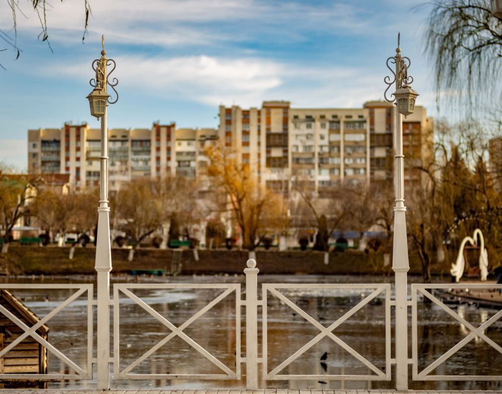 � ����� ��������� ������ ��������� ���������� �� +6...+9�C ����, ����� ����� 0�C