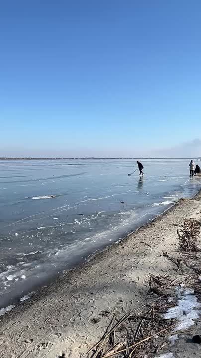 На лимане не только фигуристы в стиле Загитовой пируэты крутят