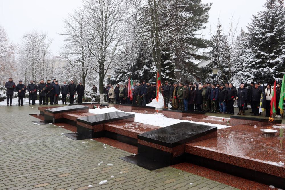 � ���������� ������� ������ ���������� �������������, �������� 2 ����� 1992 ����