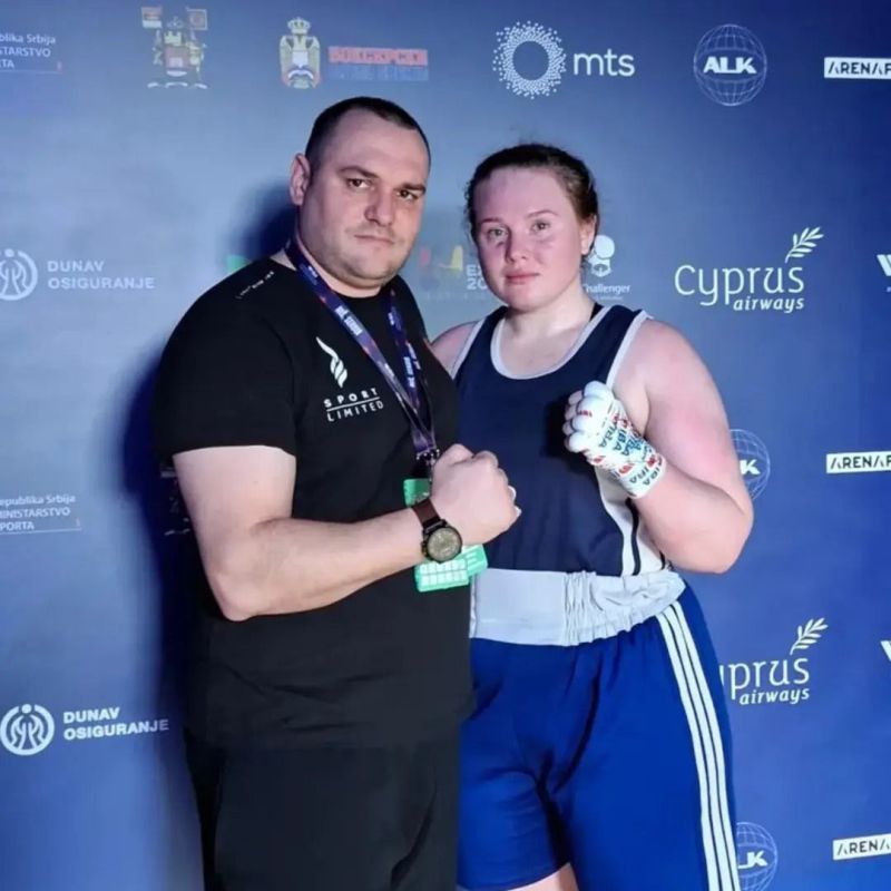 ����� �������� � ��������� ������ 14-�� ���������� ���� �� ����� ����� ������, ������� �������� � 8-�� �� 17-� ����� � ���� (������)