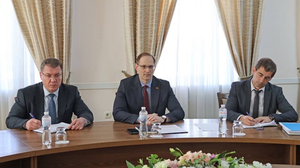 Виталий Игнатьев на встрече с главой миссии ОБСЕ Келли Кайдерлинг заявил, что Кишинев хочет ввести новые условия к механизму поставок газа в Приднестровье