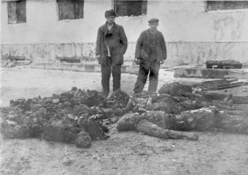    ,              1944 