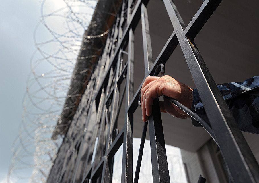 � ��� ����� �������� � 80-����� ������ � 35-����� ������������� � ��������� �� �������� �����