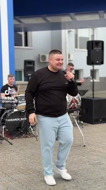 Super Moldovanu:       
