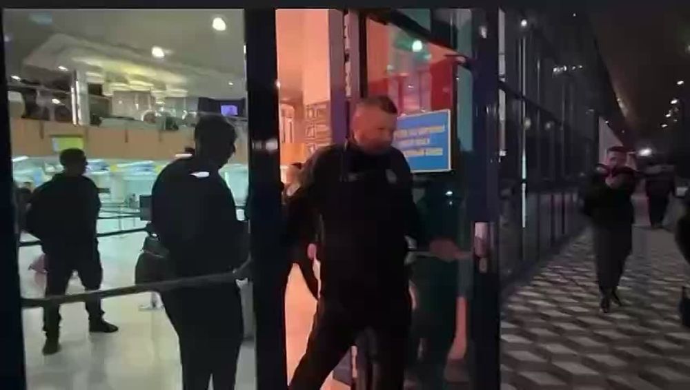 Сотрудники Национального центра по борьбе с коррупцией (CNA) задержали башкана Гагаузии Евгению Гуцул