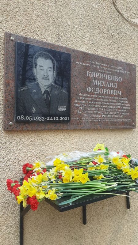 � �������� � ���� (����������� �������������� ��������� �����) ������� �������� ����� ������� ���������