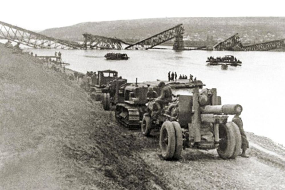       , 1944 