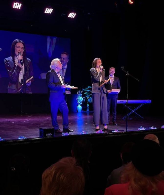 ��������������� ����� ������� ������ �� Gala Premiilor Unitem