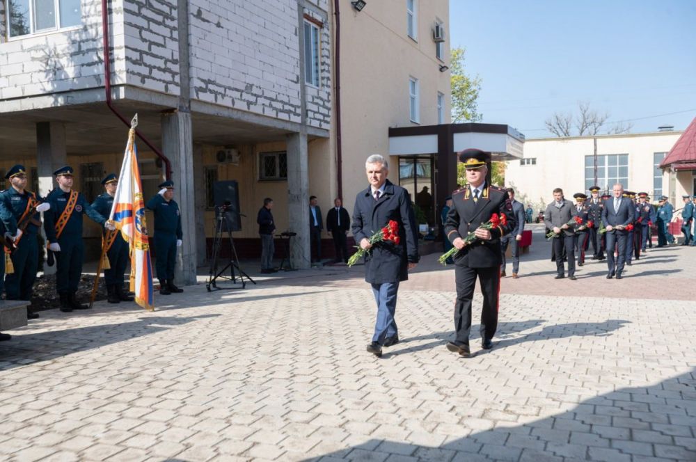 ������� �������� ������ �������� 107-� ��������� �� ��� �����������