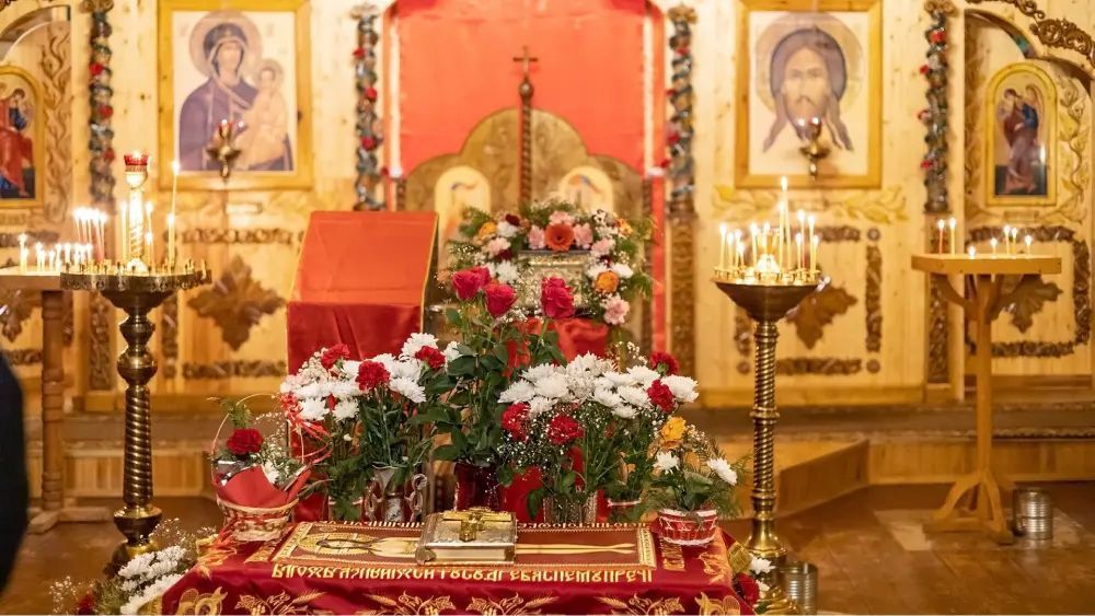 Сегодня великая пятница — самый скорбный день года, посвящённый памяти о страданиях Христа