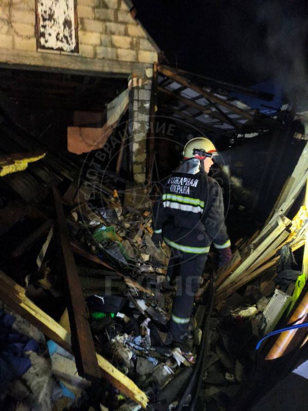 ����� � ��������: ���� ������� �����, ������ - � ����������