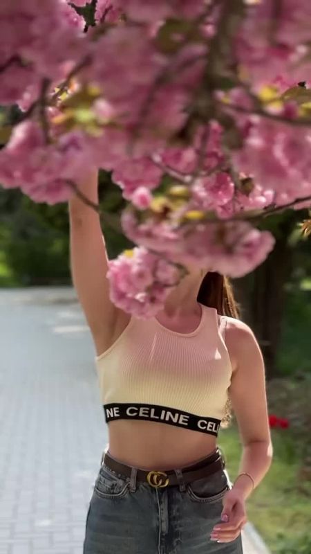 ������� ������ ������ � �����������, ����� ������ ��� ������ �� ���������, � ���������� ������ ������� �� ��� ����������, ���� � ������ ����