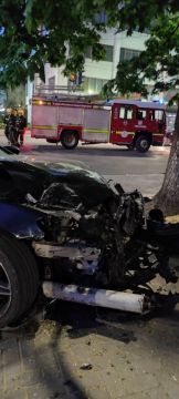           :   Mercedes  Toyota