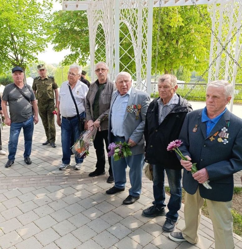 25 ������ � ����� ������������ ���������� ������ � ��������� ���������� ������, ����������� ��� ������ �������� � ������������ ������� � �����������