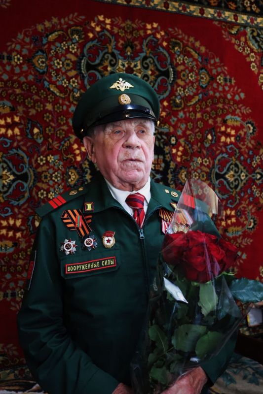 ������ � 80-����� ������� ������ ������� �������� ������� ������������� ����� ��������� ��������� �������