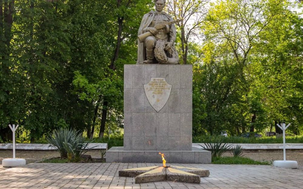 ������ ����� � ���������� ��� ������ ������ ��������-������� � ��������� ��������� ������-������������� � ������ �����������������