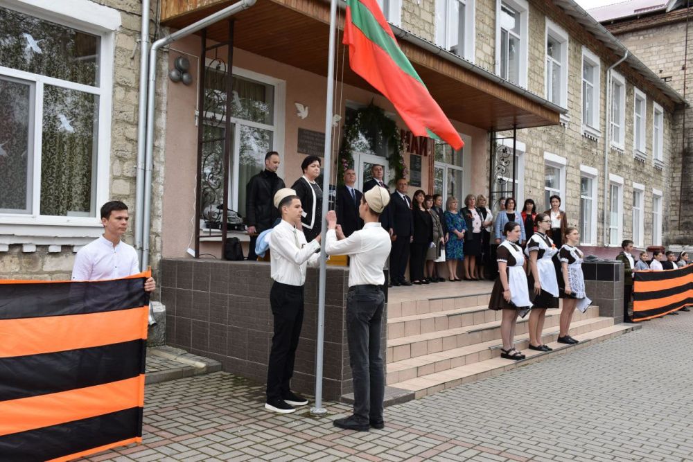 Накануне в Каменке прошло большое мероприятие «Это нужно не мёртвым, это нужно живым», посвящённое 80–ой годовщине Великой Победы