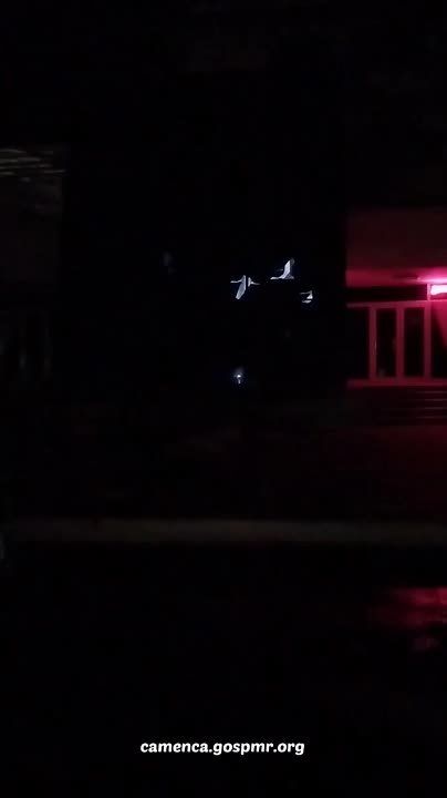 В Каменке «журавли Памяти» уже взмыли в небо, направляясь к Мемориалу Славы