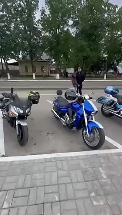 Мотопробег добрался до Каменки, здесь байкеров встретили концертом