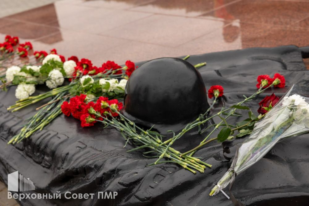 День Великой Победы. Председатель Верховного Совета ПМР Александр Коршунов поздравил ветеранов и всех приднестровцев с 80-й годовщиной Победы в Великой Отечественной войне