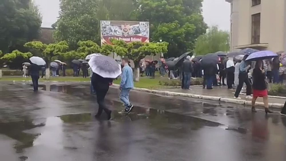 ���� � ���������� �������������-����������� ���������� � ����������