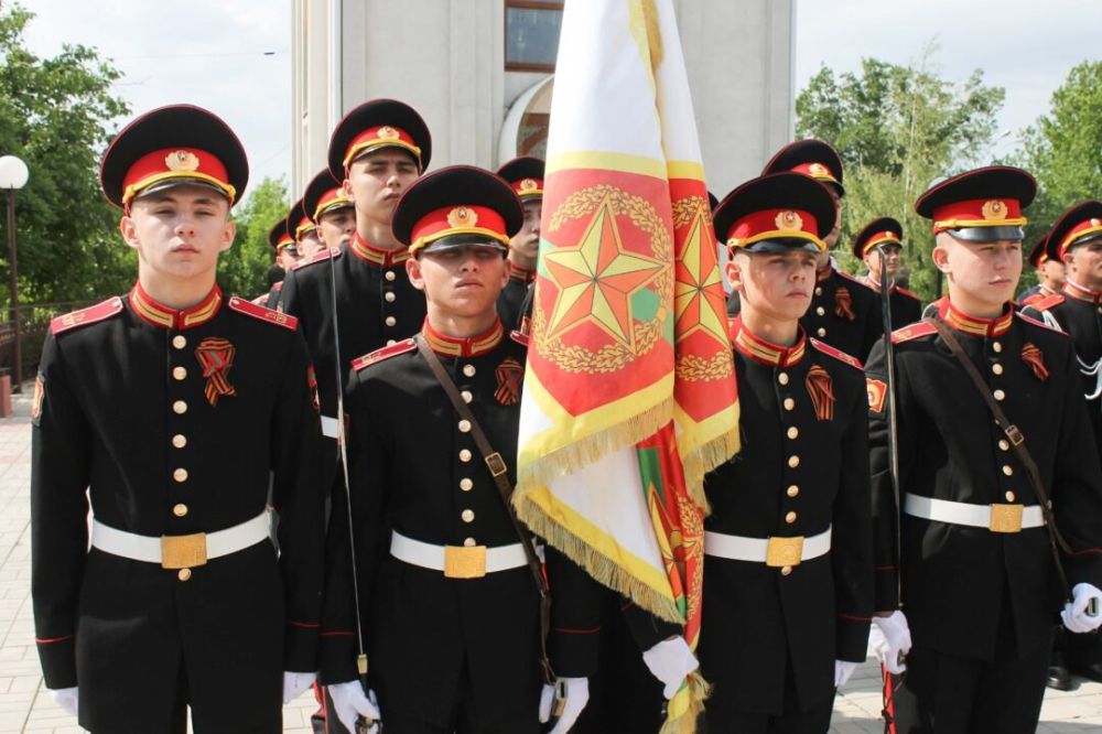 ГОУ «Тираспольское Суворовское военное училище» проводит набор учащихся в 5-ые классы и дополнительный набор в 6-ые, 7-ые и 9-ые классы на конкурсной основе