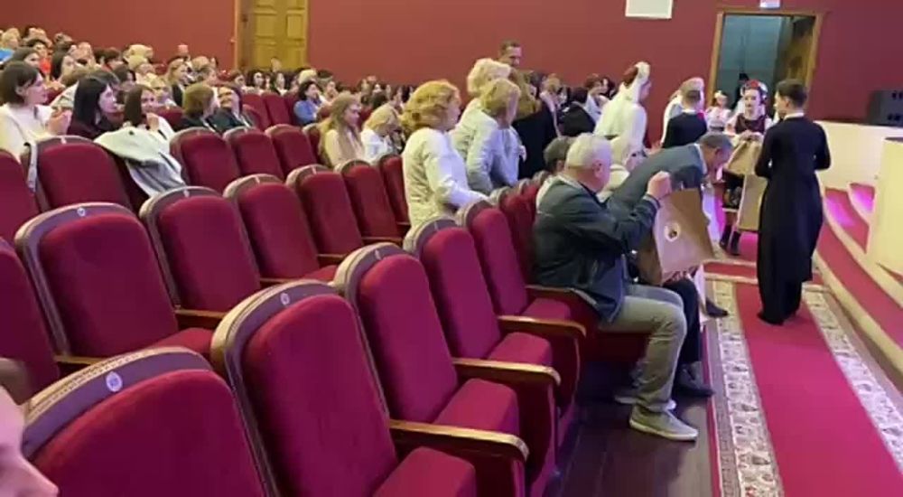 ������ ����� ������������� - ���������, ������������� � ���������� ���������������� 15 � ����� ���