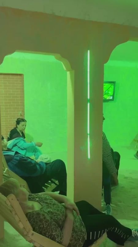 В «Днестровские зори» приехали 130 пенсионеров