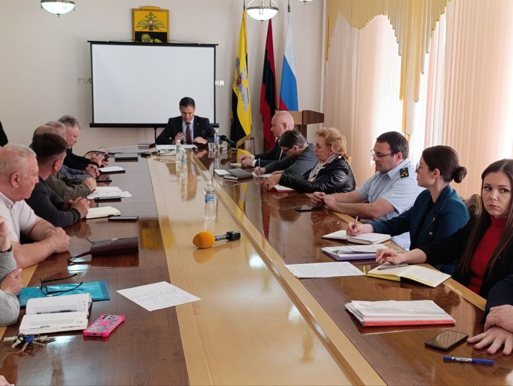 Вопрос регулирования численности бродячих животных обсудили в государственной администрации 20 мая