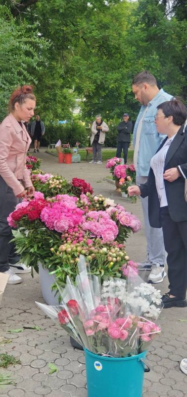 �������� ������ � �������. � ���� ���� ������ ������ �� ������� � �������