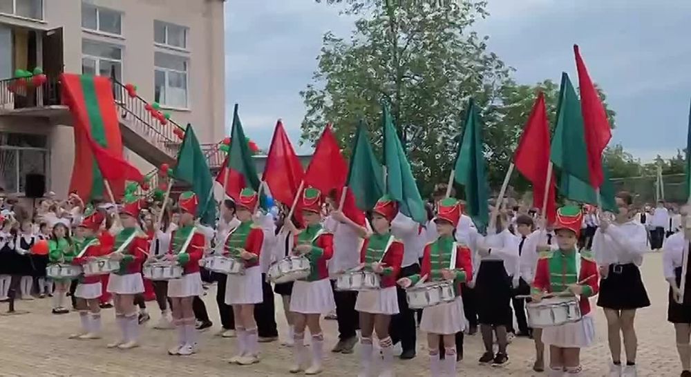 �� ������� � ���������� ����� �15 ������ �����������