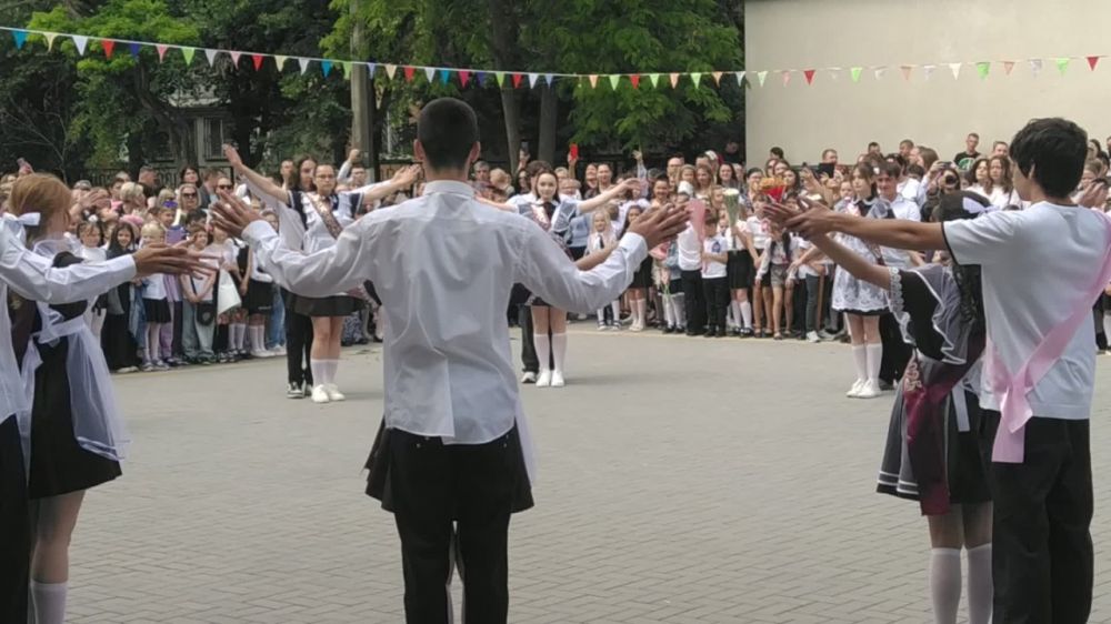 � ������ ������ �������. � 11-� ����� ���� ��������� �����, � ������� - ������ �������