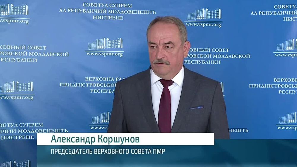 Выплаты педагогам. В 2025 году оплата отпуска педагогическим работникам в период с 23 мая по 31 августа будет производиться двумя равными частями от начисленного размера оплаты отпуска