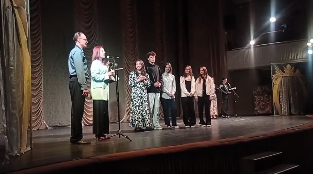 � ���������� ��������� ����������� �������� ����� � �����, ������������ 80-����� ������� ������