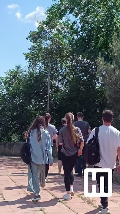 ����� �� ������ 10 ����� ������������� ����� �������� ������-������������ ��������� ��� � ��������� ������ ����������� ������� 30 ������� ������ � �� ������������ �� ����