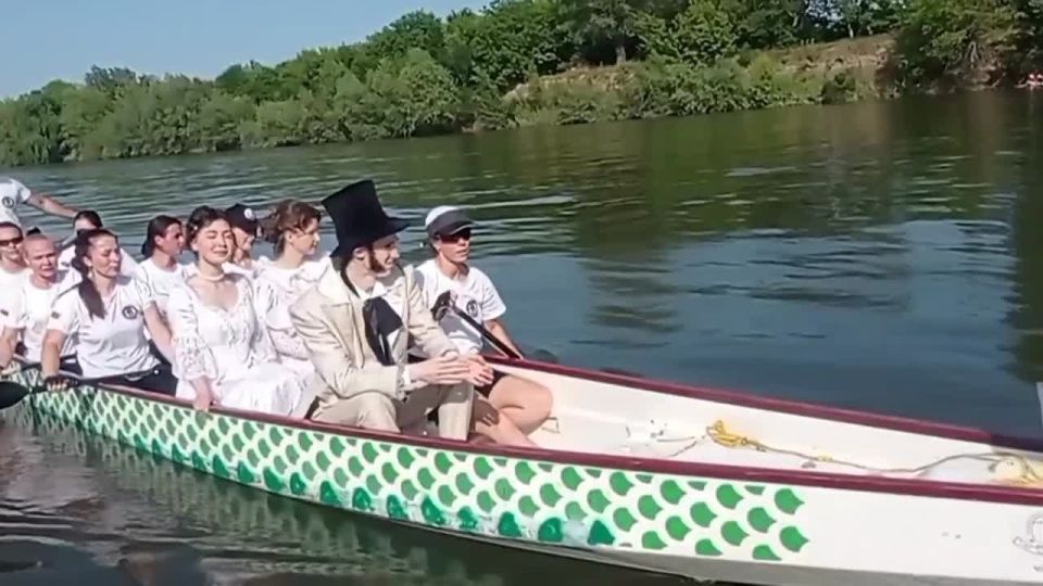 Микс дня в одном видео: Пушкин, «дракон», Днестр