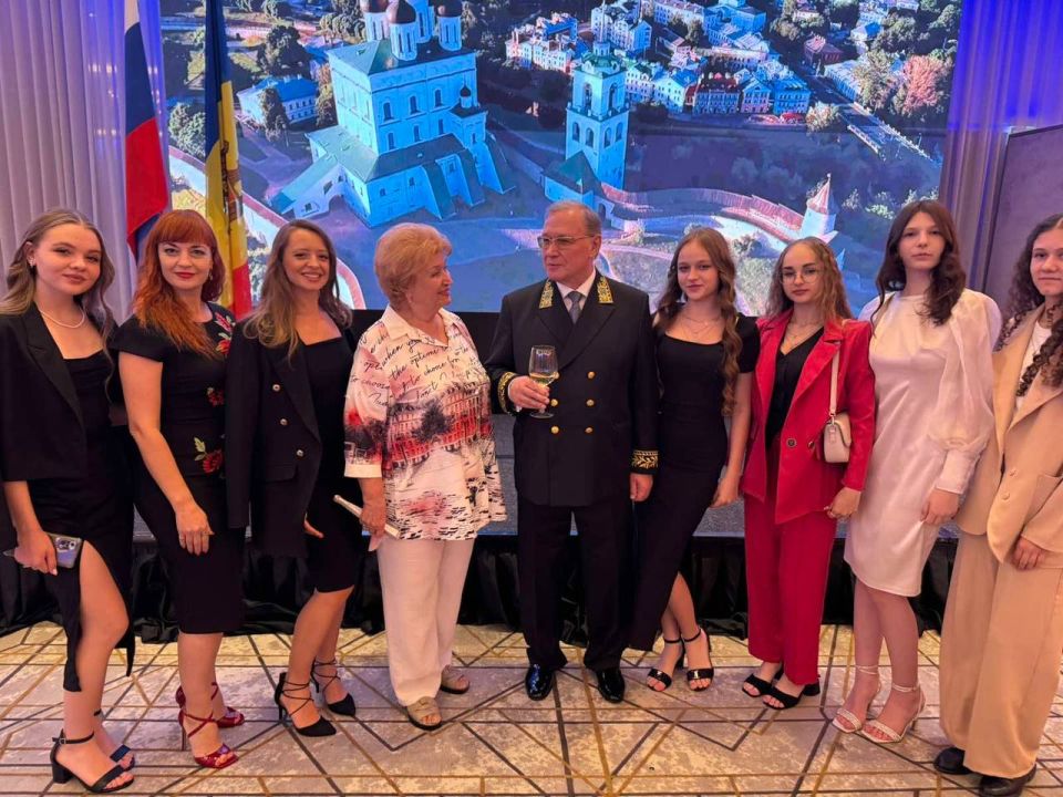 �������� ��������� �������� "�������" � ������� ������� �������� �� ������������� ������ ������������� � ������������ ����� ������ � ������� �� ������ ������������ ��� ������