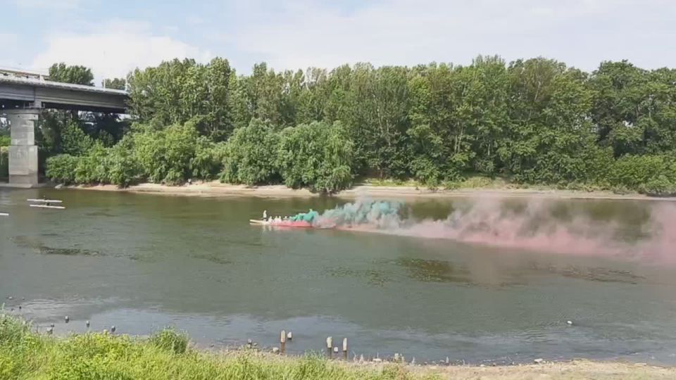 ������ ������