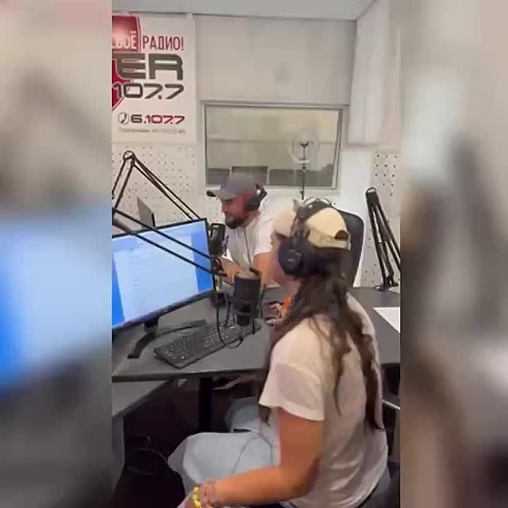          -̻   