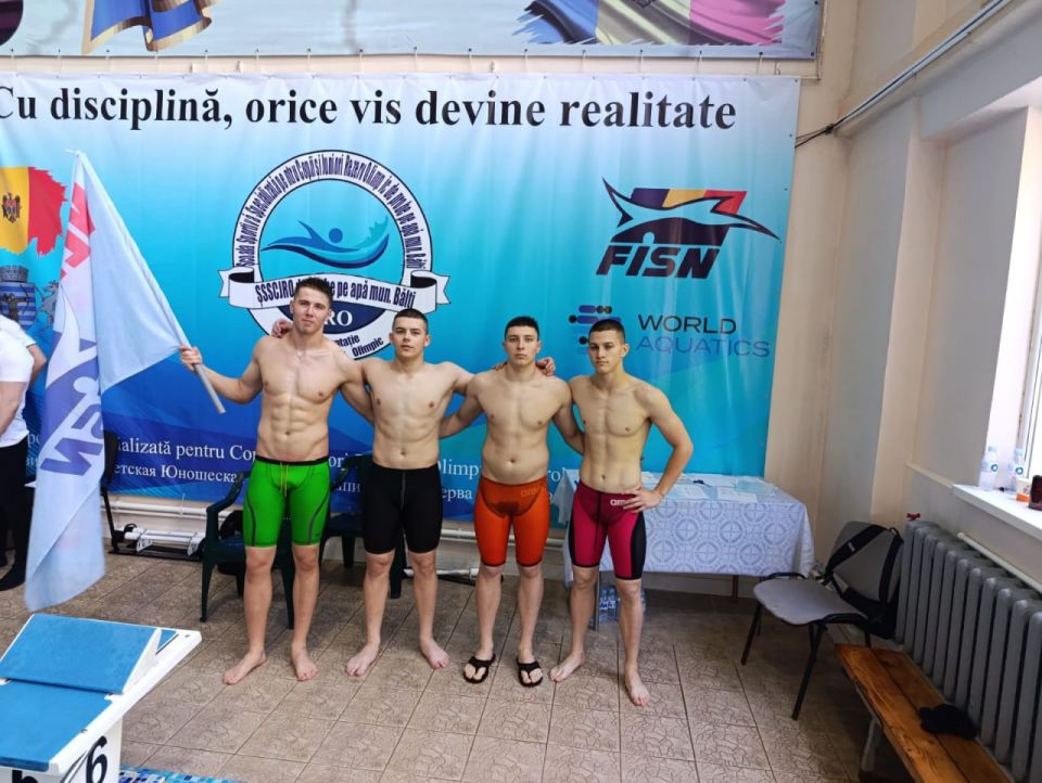 ������������� ������ ��������� ����� 100 ������� �� ���������� ��������: