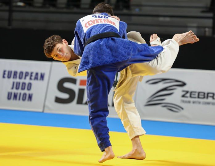 ��������������� �������� ����� � ���-5 �� ���������� ������ ����� ������� U18